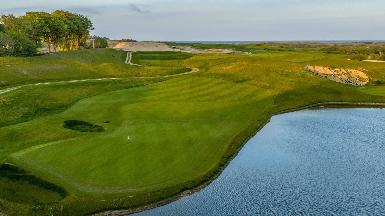 Neville Golf