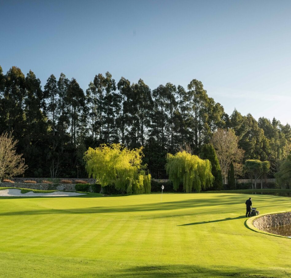 Druids Glen 2023 April20 4 approach green GK 1911 1
