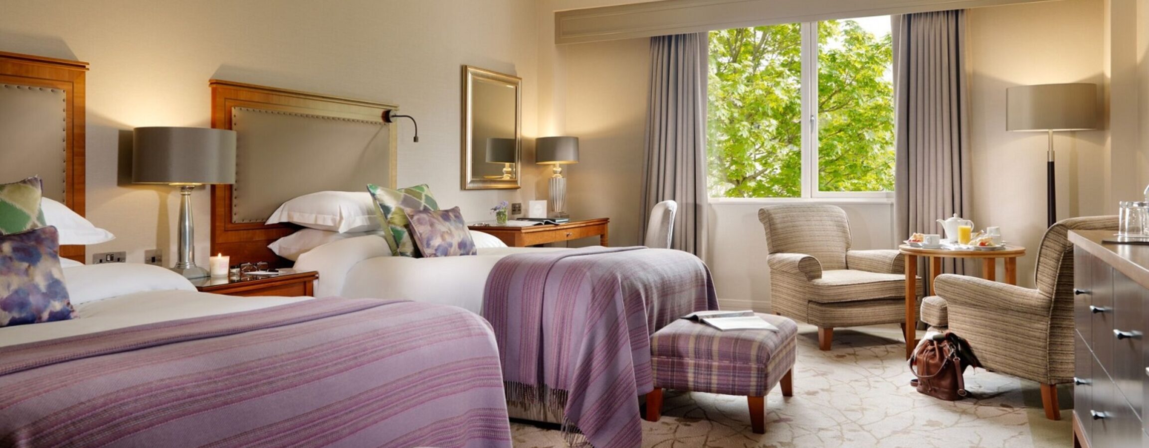 Family room 2 1