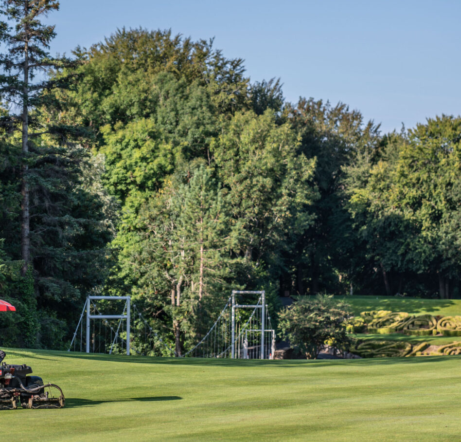 9th fairway looking down to teebox - Druids Glen