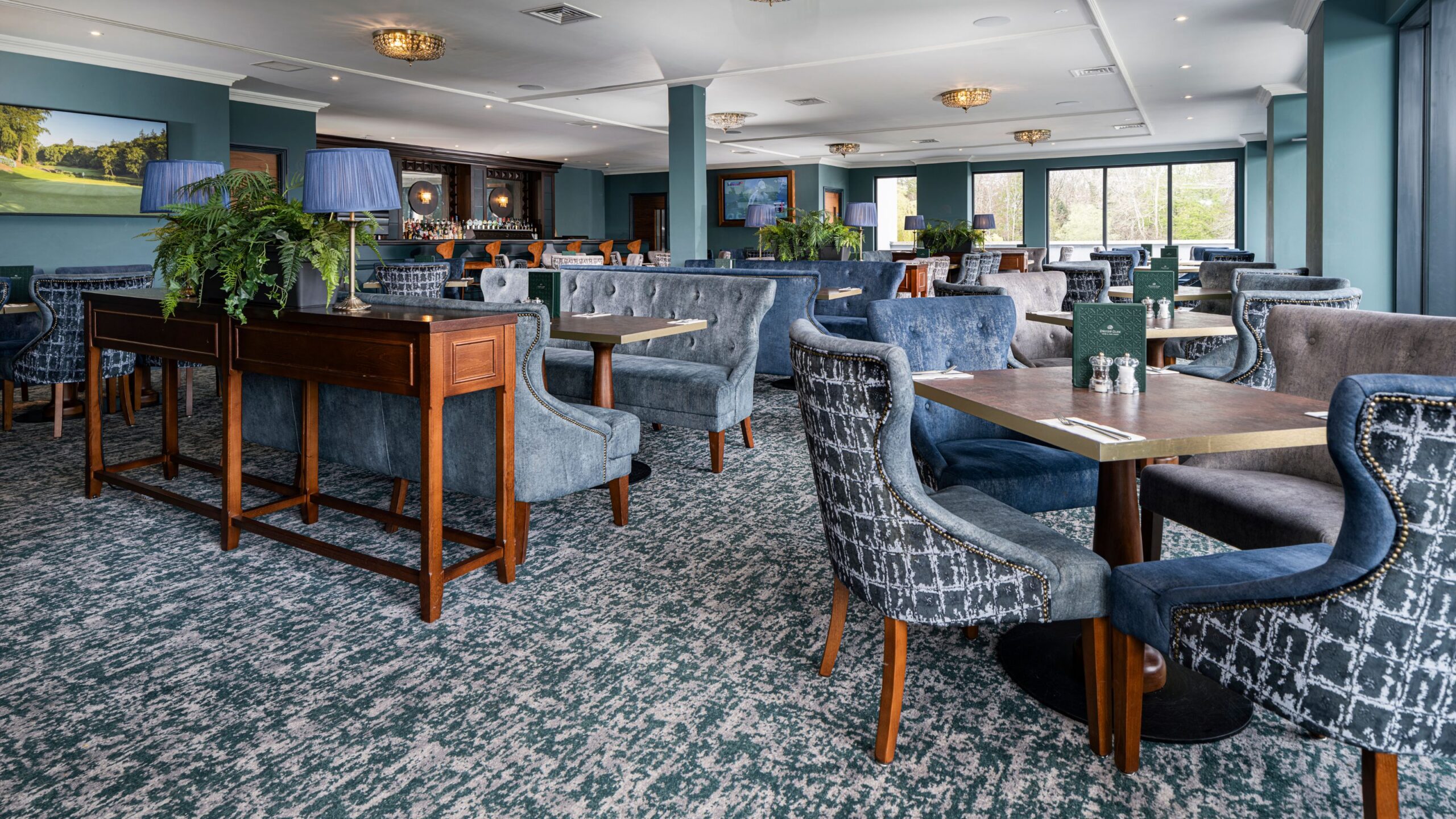 Dine and Unwind in Our Clubhouses After a Memorable Day on the Course