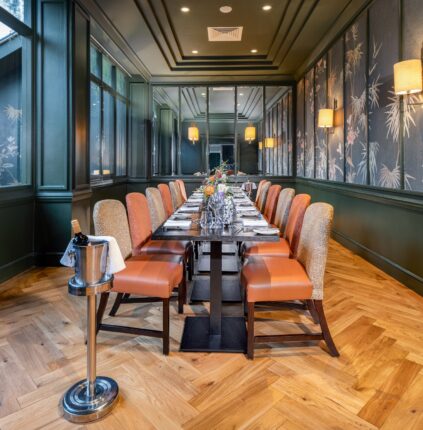 Hugos Restaurant 2.9MB