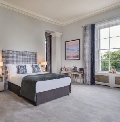 Woodstock House Guest Room - Druids Glen